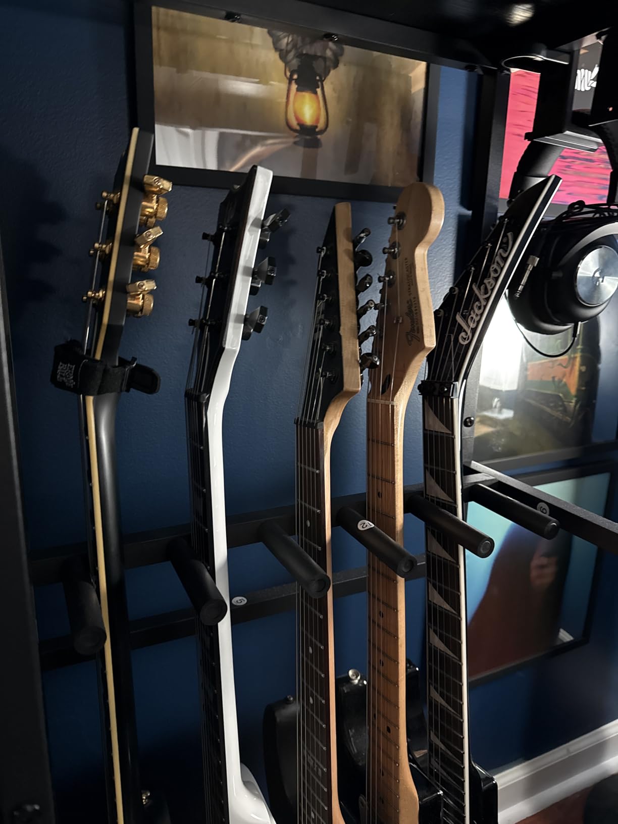 MAHANCRIS Guitar Stand, Guitar Rack for Acoustic Holder, Electric Guitar, Bass, Multiple Guitar Rack Holder for Guitars, Guitar Amp Accessories, for Home Music Studio, Black GSHB6501 customer photo 1