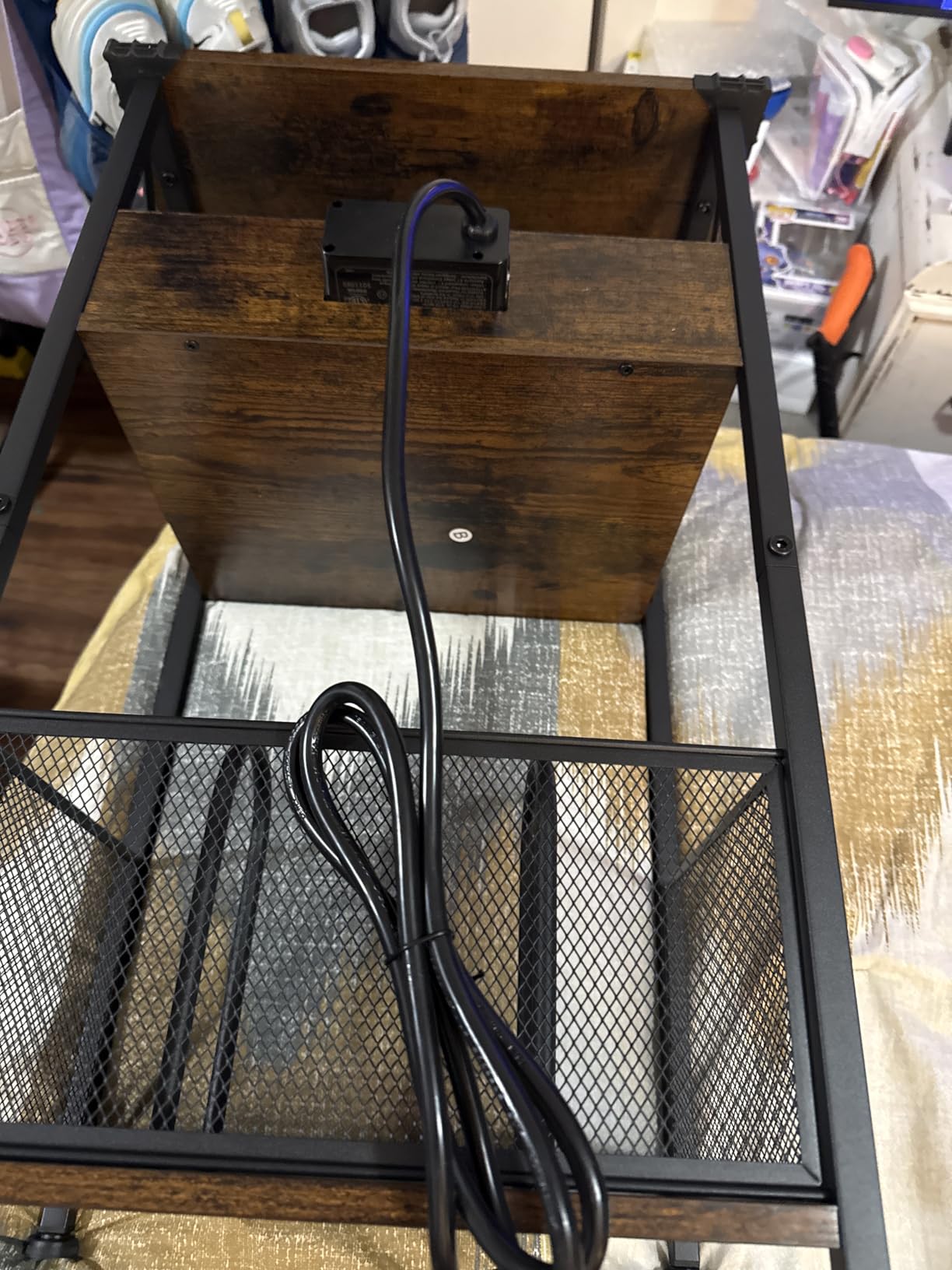 AMHANCIBLE Record Player Stand with Charging Station, Vinyl Record Storage customer photo 2