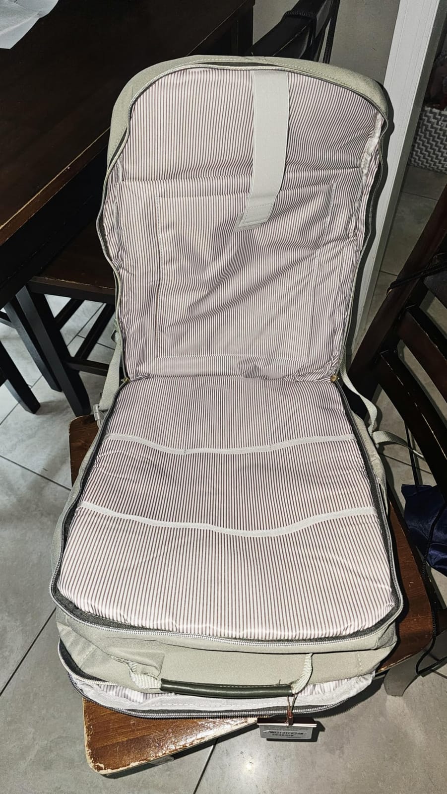 LOVEVOOK 40L Travel Backpack for Women & Men, Airline Approved Carry On Luggage with 3 Packing Cubes customer photo 1
