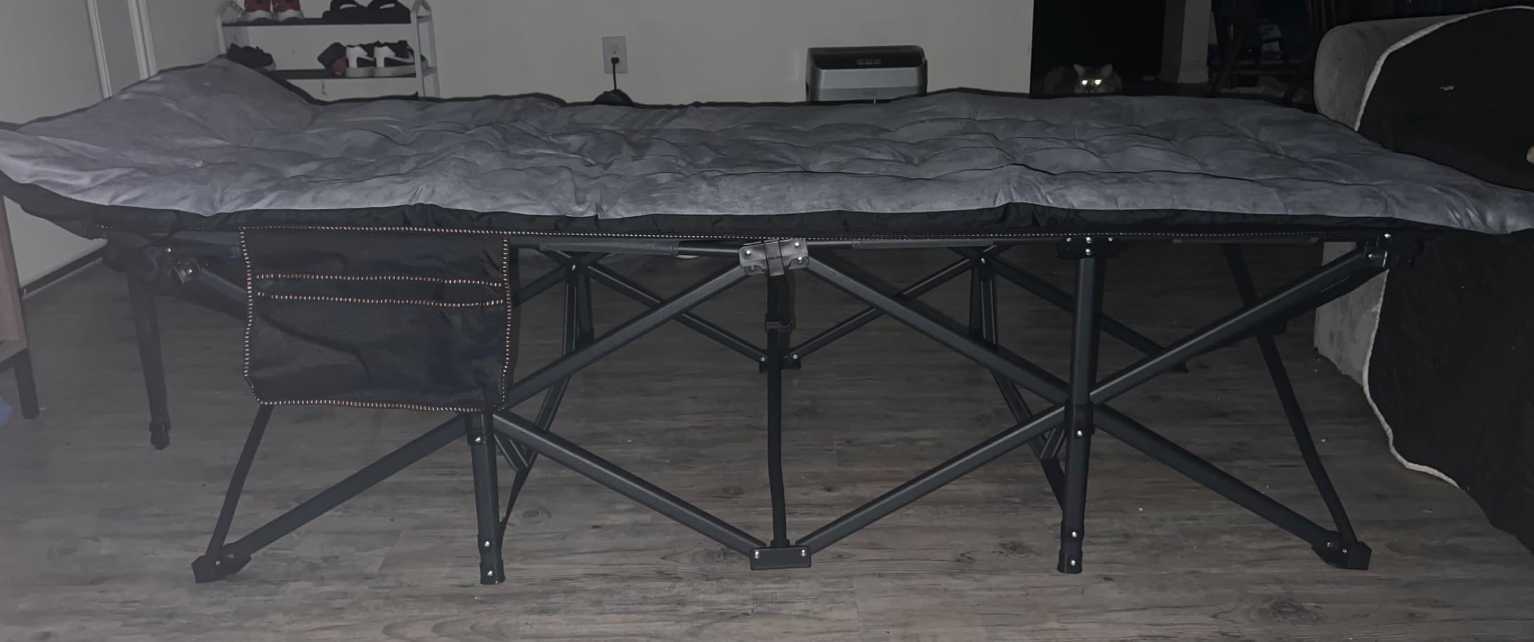 Oversized XXL Folding Camping Cot, 32