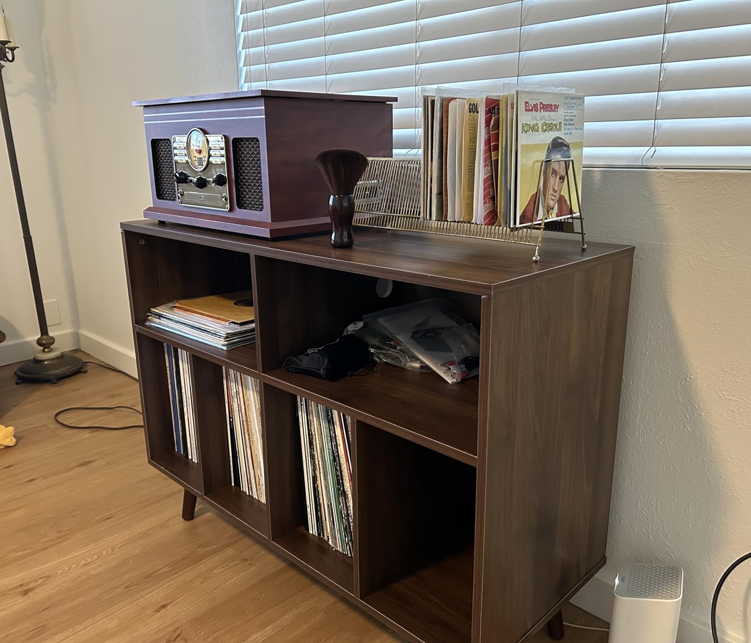 Cozy Castle Record Player Stand with Vinyl Storage Cabinet, Wood Turntable Table Open Shelf Holder Up to 350 Albums Cube Storage Organizer for Living Room, Office, Black customer photo 2