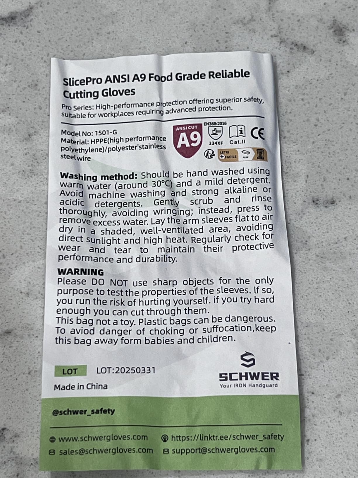 Schwer SlicePro ANSI Cut Resistant Gloves, Food Grade Cutting Glove for Kitchen Food Prep, Mandoline Gloves for Meat Cutting, Oyster Shucking, Fish Fillet Processing, PR1501-G, L customer photo 1