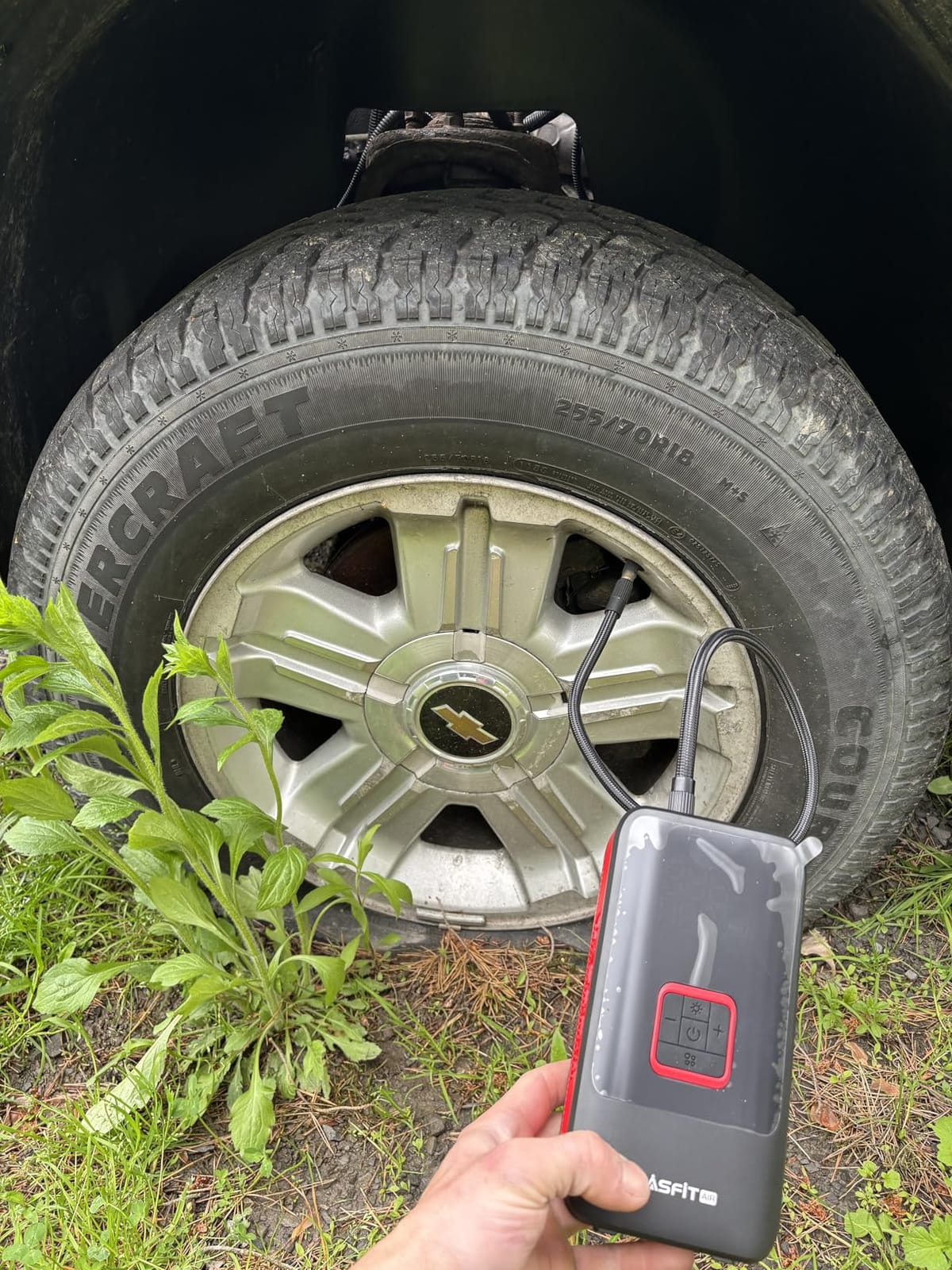 LASFIT TK1 Tire Inflator Portable Air Compressor, Cordless Tire Air Pump for Pickup Truck, SUVs, Heavy-Duty Car Air Pump with Larger 12000mAh Battery, 150PSI Digital Pressure Gauge, Smart Auto Stop customer photo 2