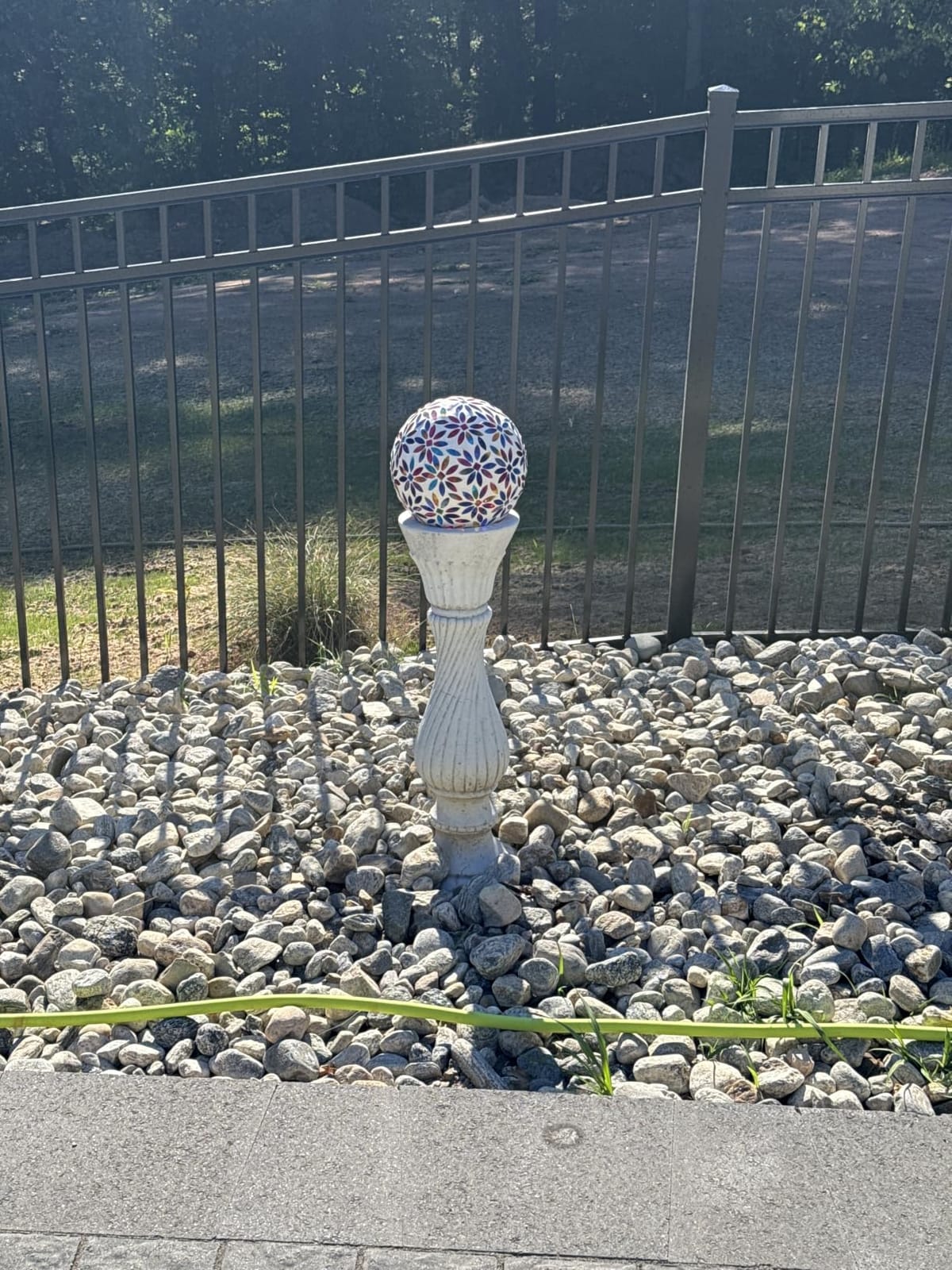 VCUTEKA Gazing Ball, Glass Mosaic Gazing Balls for Garden Decor, 10