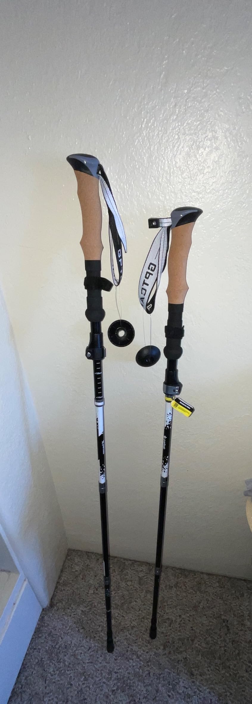 GPTCAMP Folding Trekking Poles 7075 Aluminum Lightweight for Travel customer photo 1