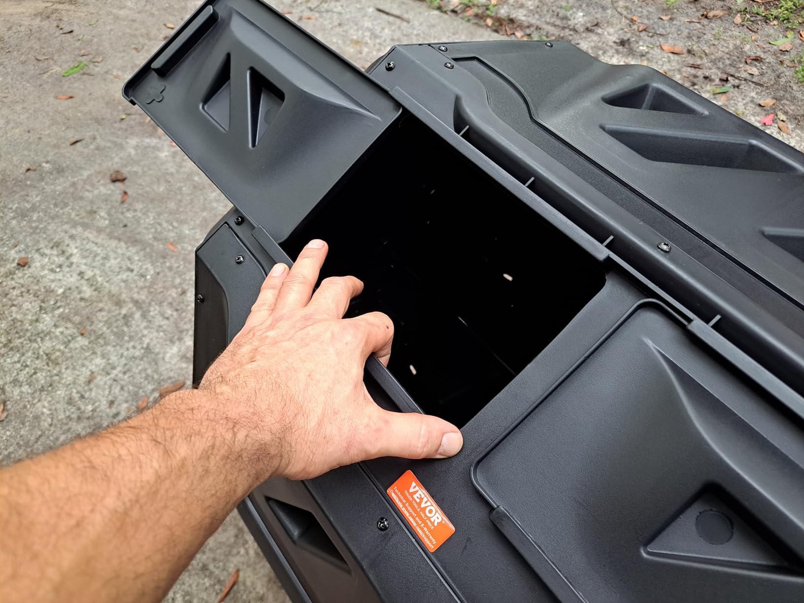 VEVOR Compost Bin, 43-Gal Dual Chamber Composting Tumbler, Large Tumbling Rotating Composter with 2 Sliding Doors and Steel Frame customer photo 2