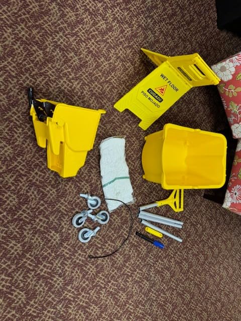 Midoneat Commercial Mop Bucket with Wringer on Wheels, 35 Quart, Yellow customer photo 2
