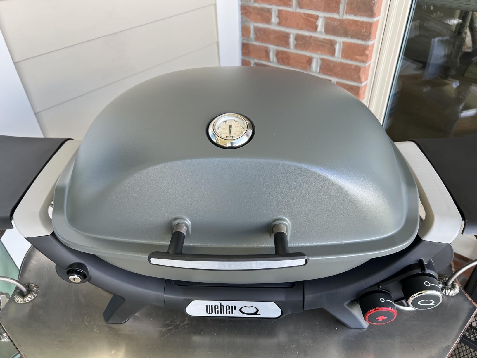 Weber® Q 2800N+ Portable Grill, Propane Grill, Midnight Black customer photo 1