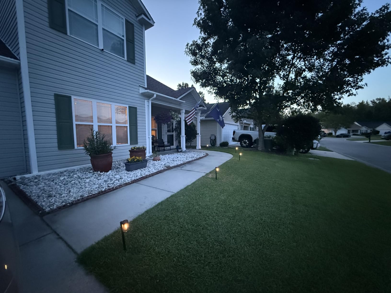 Mancra Solar Pathway Lights Outdoor, 10 Pack Metal & Glass Solar Lights Outdoor Waterproof Landscape Path Lights for Yard Walkway Garden Decor, Warm White customer photo 1