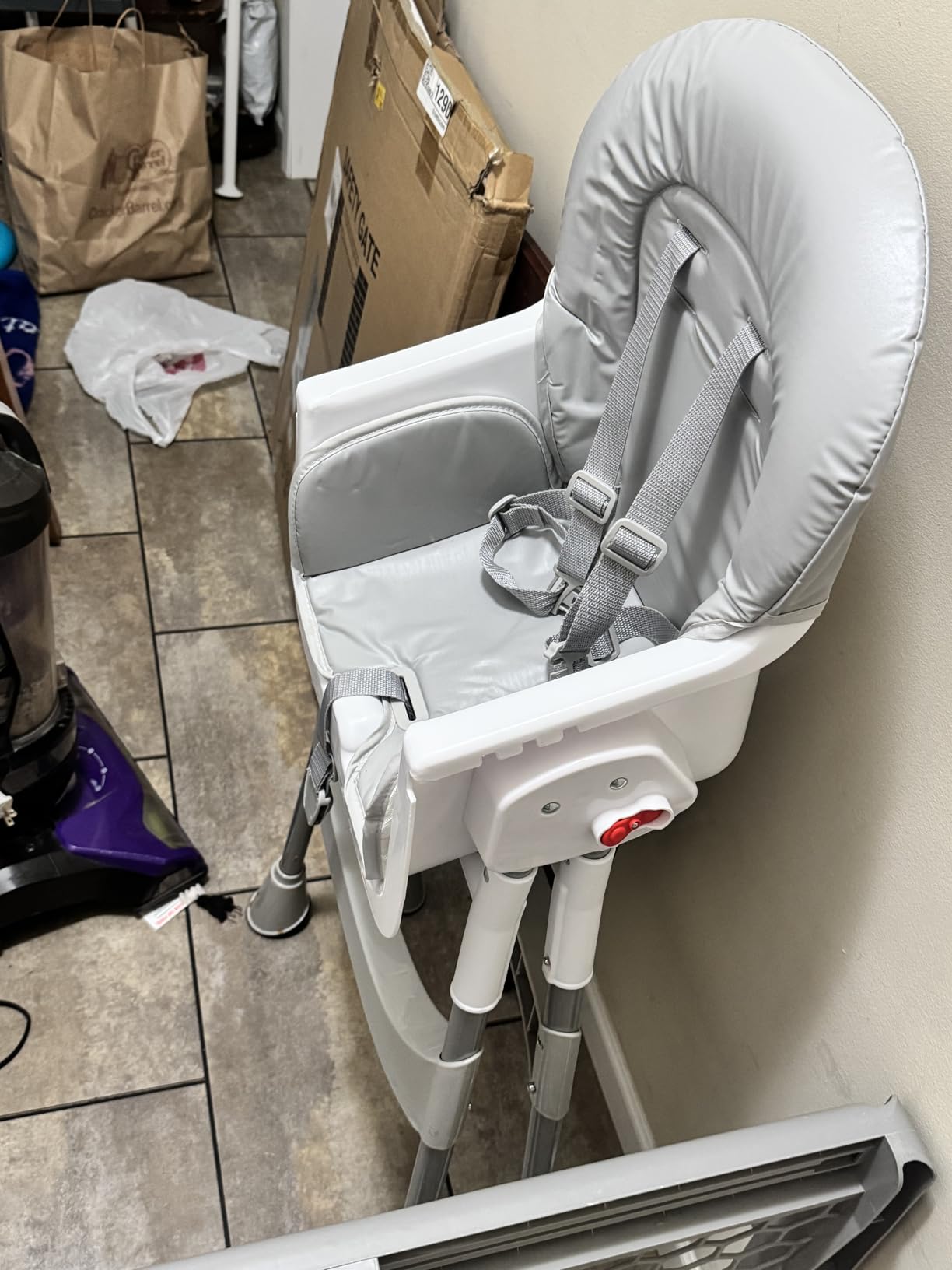 Dream On Me TableTalk 2-in-1 Convertible High Chair, 5-Point Harness, Black customer photo 1