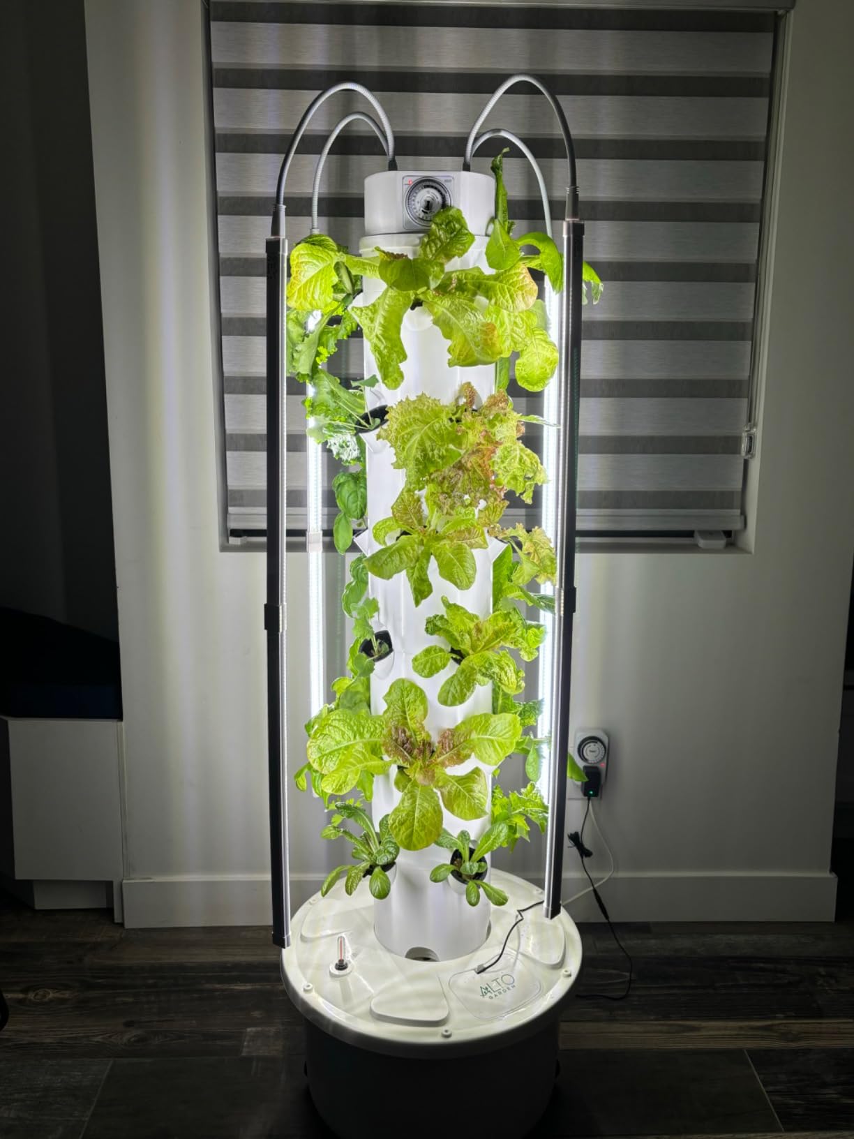 GX Hydroponic Tower | Vertical Planter Tower | Hydroponics Growing System Kit | Food Grade with 24 Net Pots (with LED Grow Lights) customer photo 1