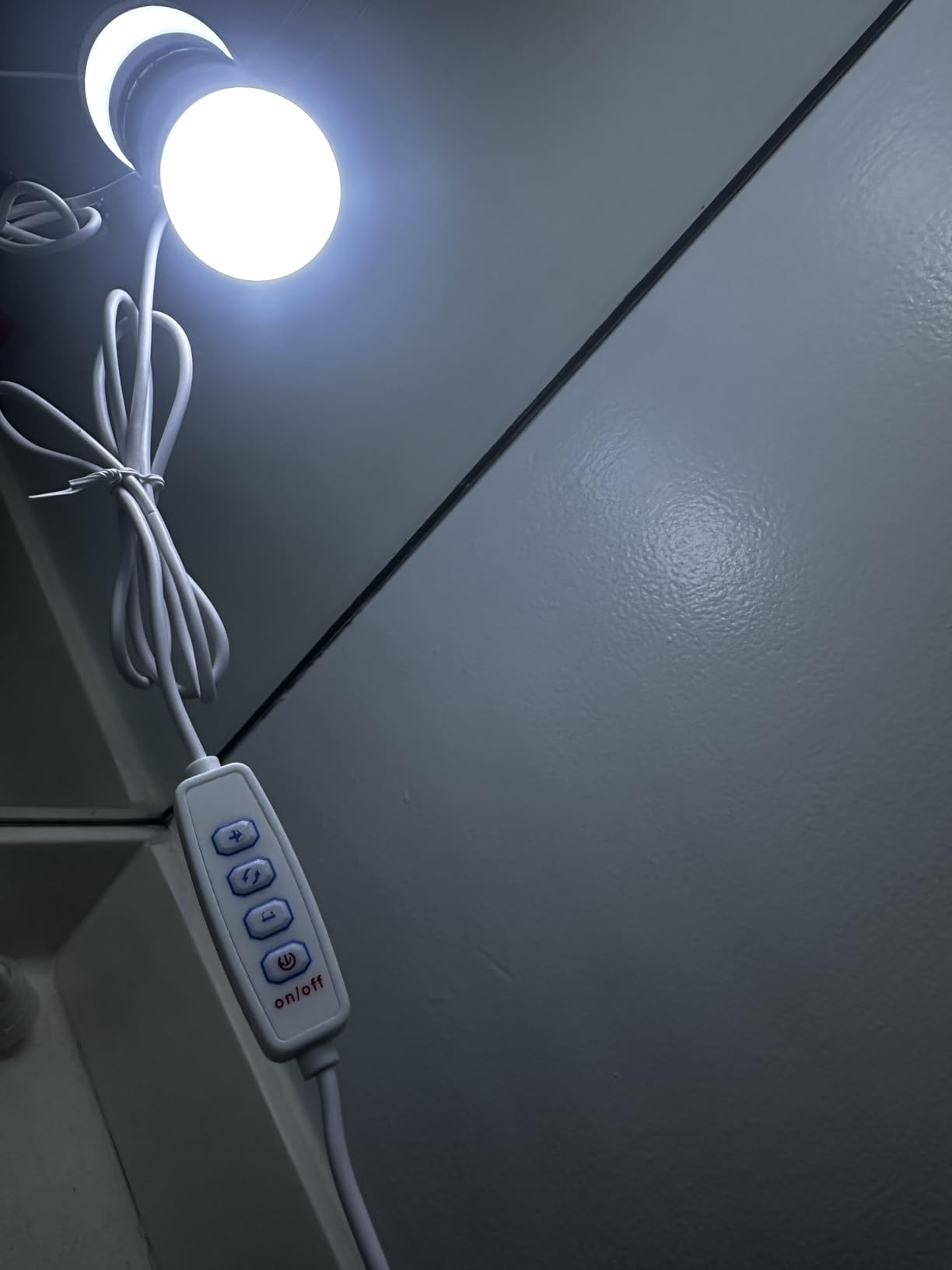 LED Vanity Mirror Lights with 12 Stick On Dimmable Bulbs, 3000K 4500K 6500K & 10 Brightness Levels Adjustable, Plug in USB Cable, Hollywood Style Mirror Lights for Makeup Desk Bathroom Dressing Room customer photo 2