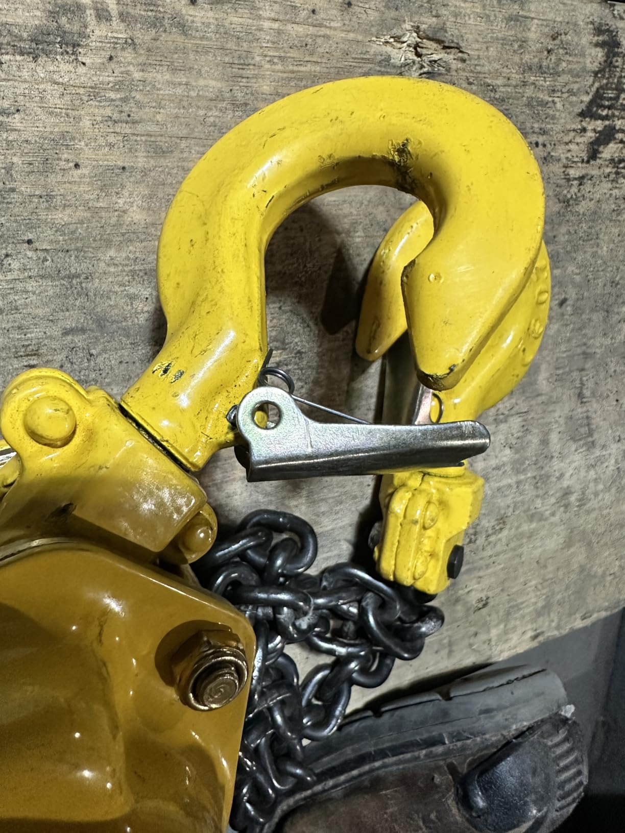 YELLOW JACKET 3/4 Ton Manual Lever Chain Hoist, G80 Galvanized Carbon Steel with Weston Double-Pawl Brake, Chain Come Along and Safety Measures for Chain Fall customer photo 2