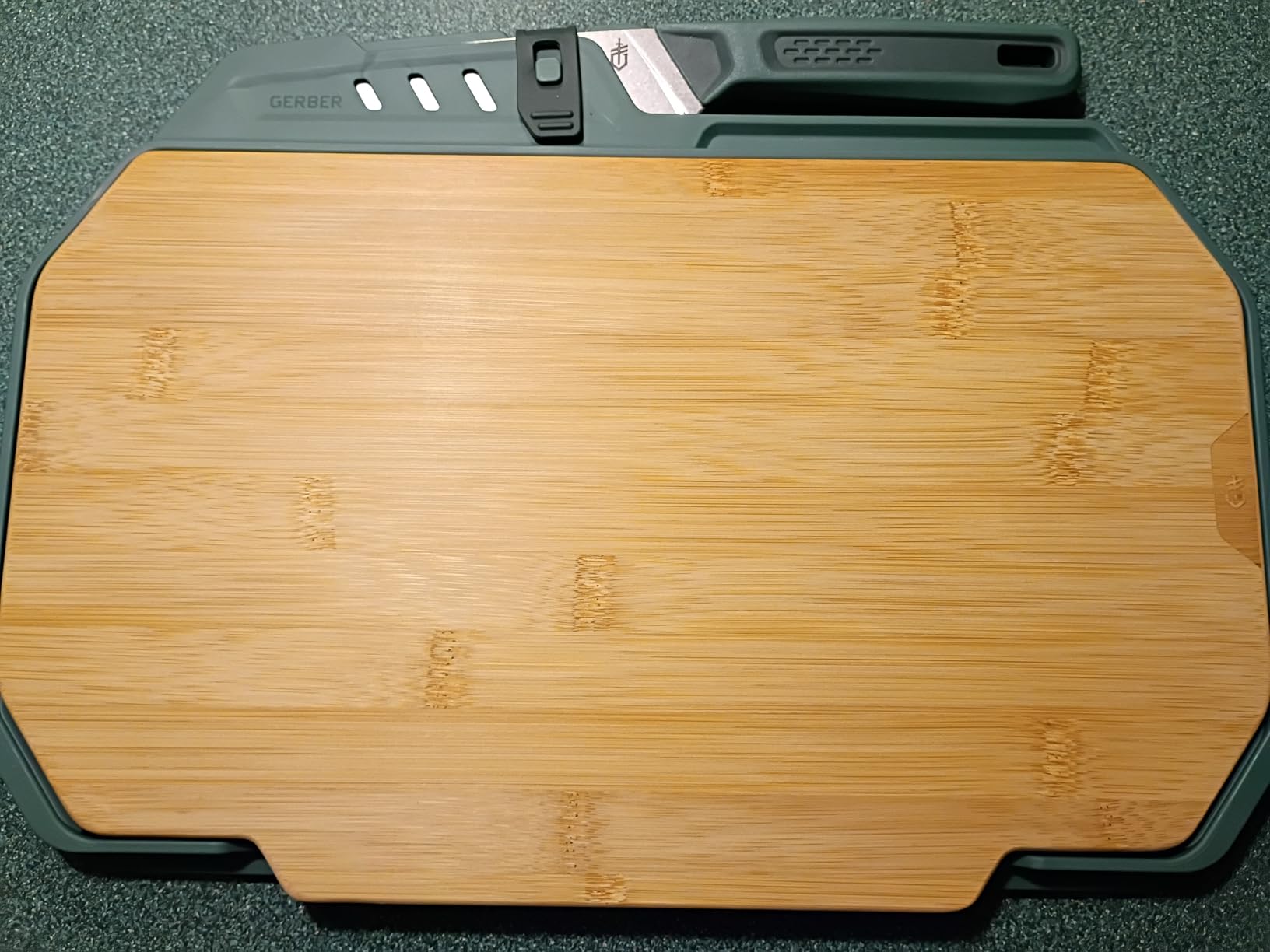 Gerber Gear ComplEAT Cutting Board Set - Cutting Board Kit with Polypropylene & Bamboo Cutting Boards - Features Paring Knife & Chef's Knife in Nesting Design customer photo 1