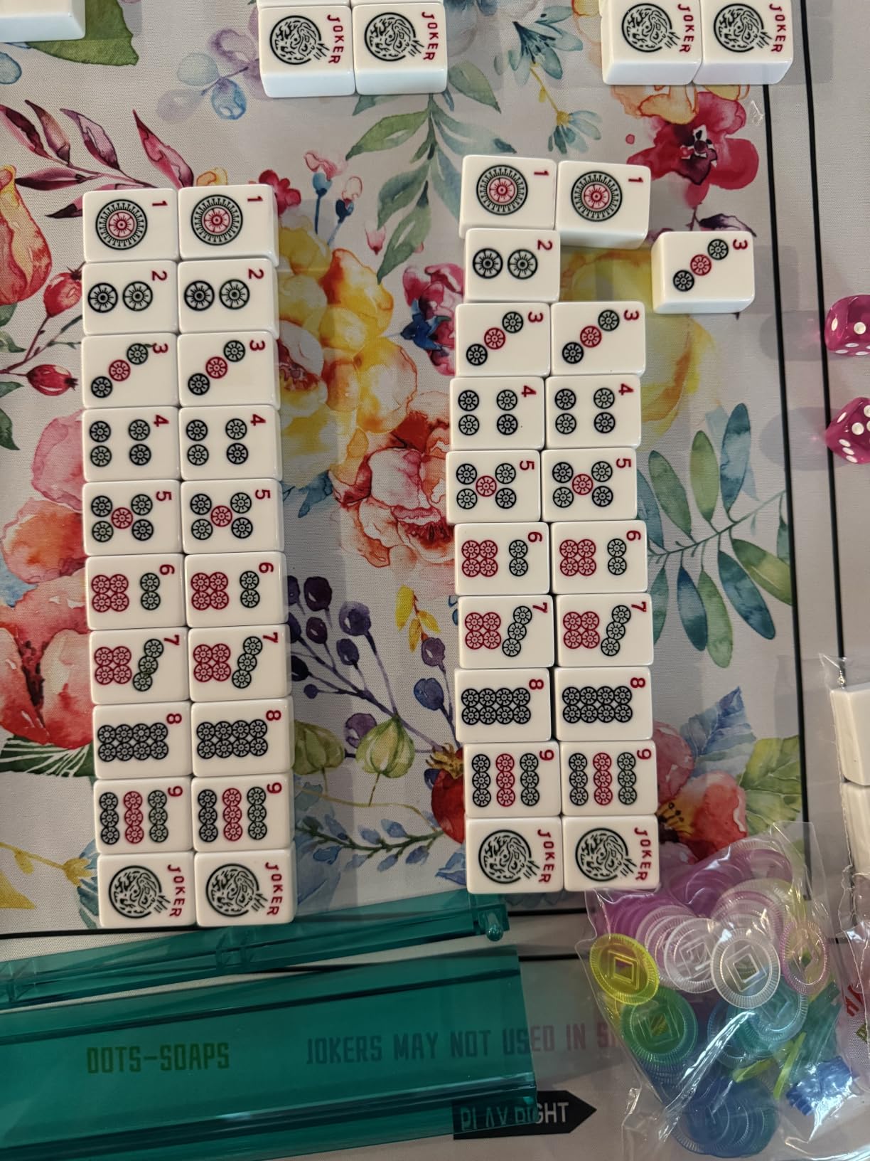 ZGME American Mahjong Set, 166 White Tiles with Red Bag and Accessories, 4 All-in-One Mahjong Racks with Pushers, Complete Western Mahjong Set customer photo 2