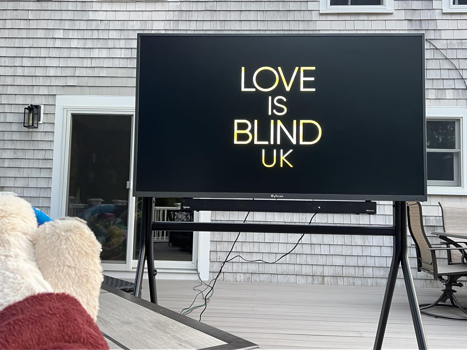 SYLVOX Outdoor TV, 55 inch Waterproof Smart Outdoor TVs, 4K, HDR 10, Weatherproof,1000nits, Voice Assistant Remote, for Partial Sun Area(Deck Pro 3.0, Latest Model) customer photo 1