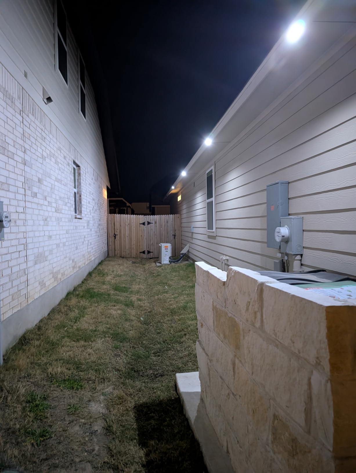 Peasur 6 Pack Solar Motion Sensor Lights Outdoor Waterproof with 3 Modes | Cool White, Black Frame, LED, Solar Powered, Security Lighting for Outside Wall Garden Fence Yard Deck Patio Garage customer photo 1