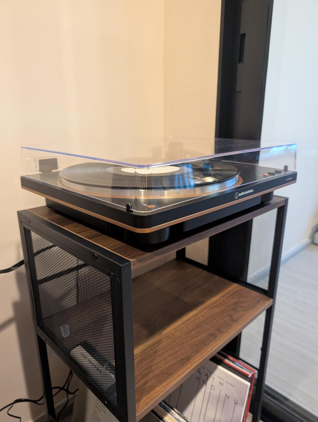 VASAGLE 3-Tier Record Player Stand, Vinyl Record Storage up to 100 Albums customer photo 1
