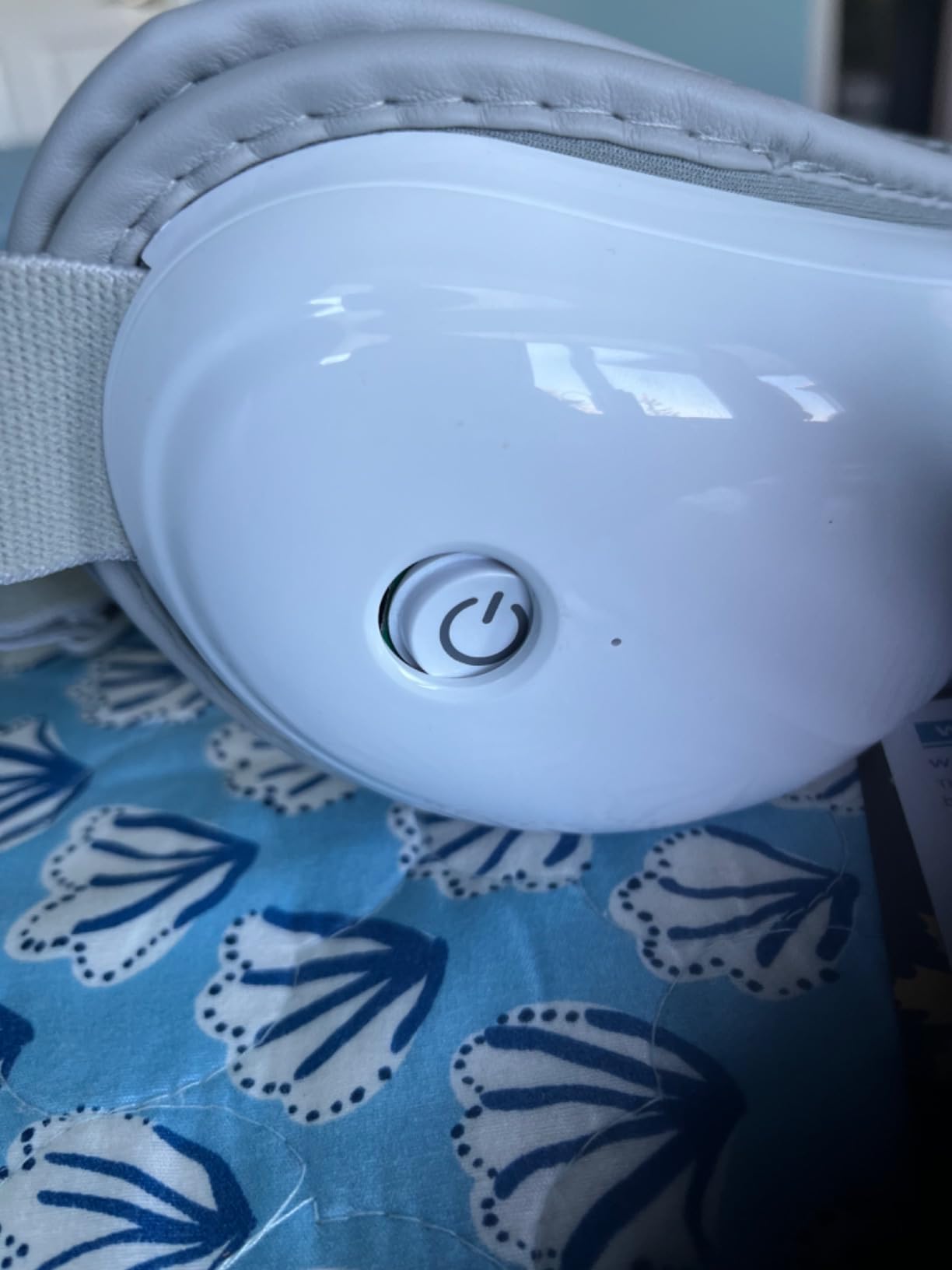 latumab Eye Massager with Heat & Bluetooth Music, FSA Eligible HSA | Face Massager, Mask for Migraine & Headache Relief, Improved Sleep, Dry Eyes & Head Tension customer photo 2