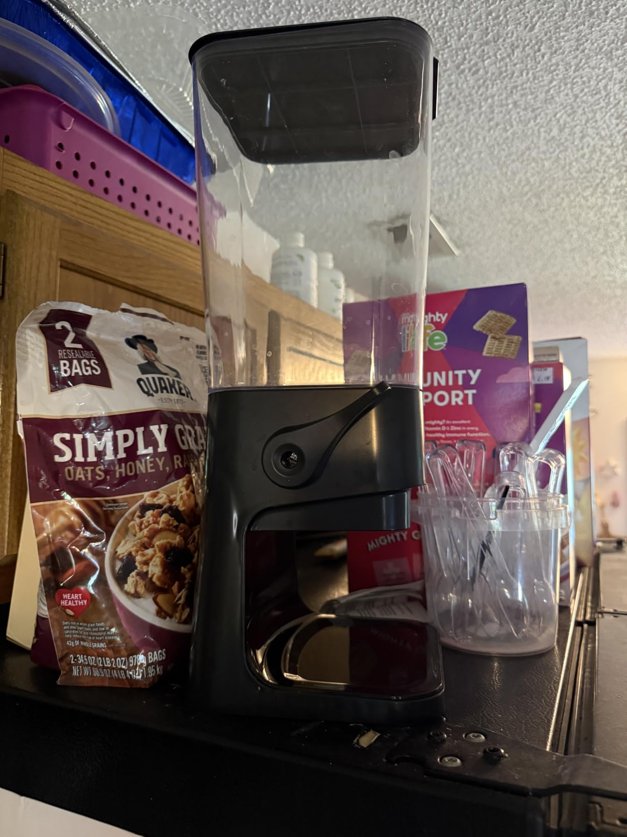 Cereal Dispenser Countertop, 5L Kitchen Organization Cereal Containers Storage, Desktop Candy Dispenser Plastic Cereal Dispenser, Snack Containers Can Hold Granola, Dry Food, Grain (Black, 3Pc) customer photo 1