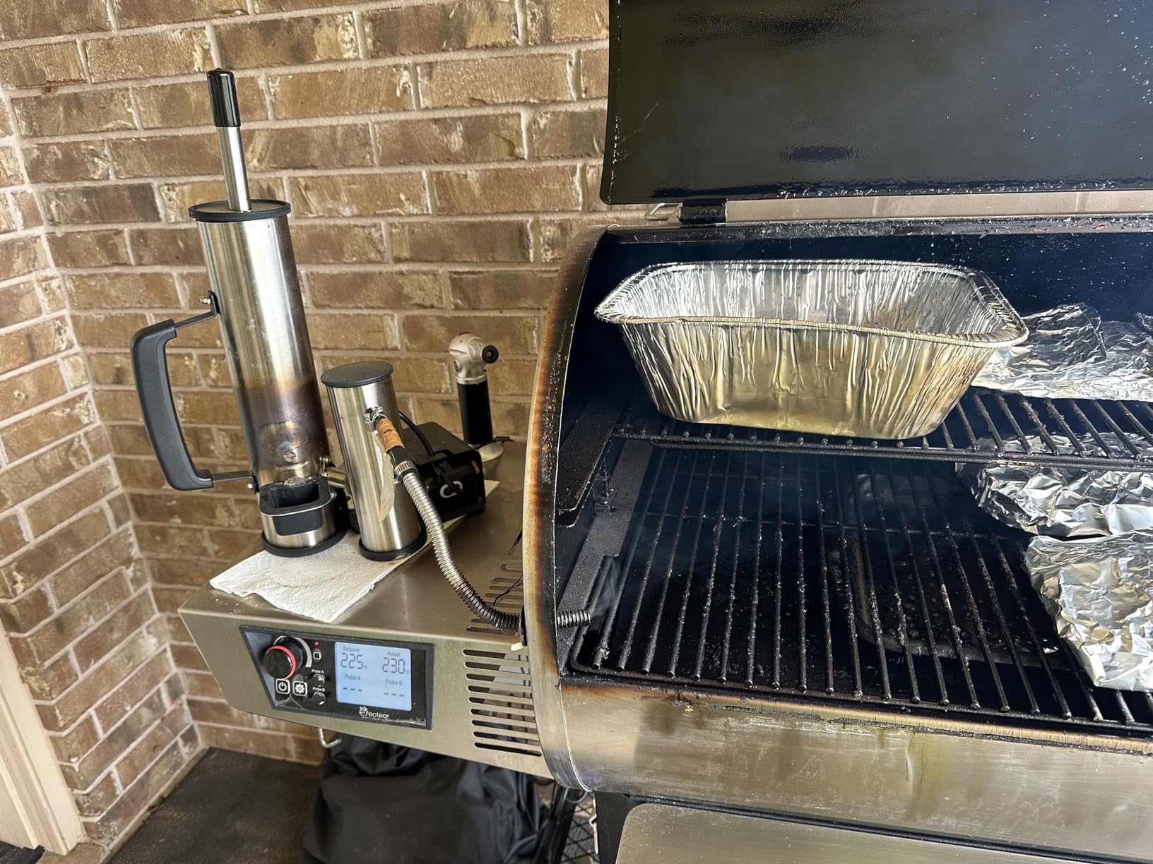 Advanced Smoke Tube for Pellet Smoker, Latest Upgrade Cold Smoker Generator for Gas Grilling, Portable Cordless Electric, Hot or Cold Smoking: Fit Any Grill or Smoke customer photo 1