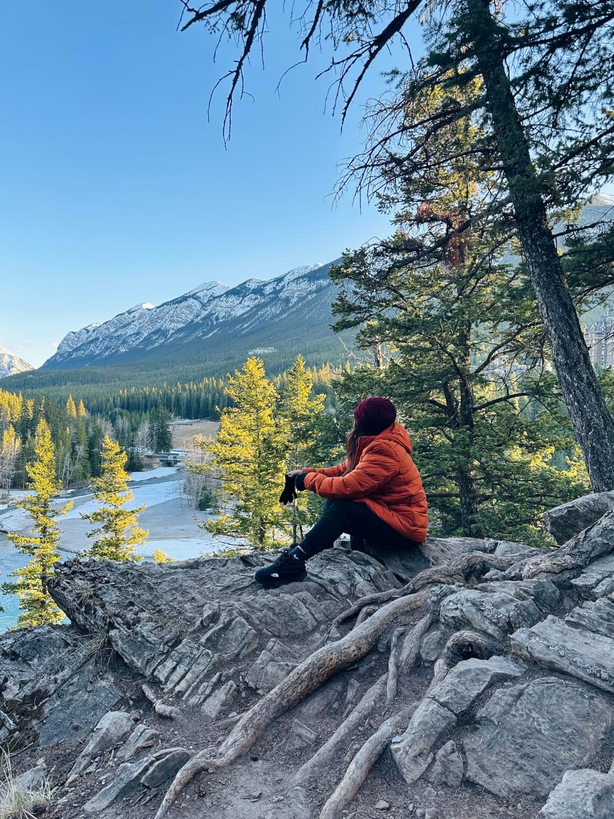 THE NORTH FACE Men's Aconcagua 3 Hooded Jacket | Insulated, Wind & Water Resistant, Attached 3 Piece Hood With Cinch Cord customer photo 2