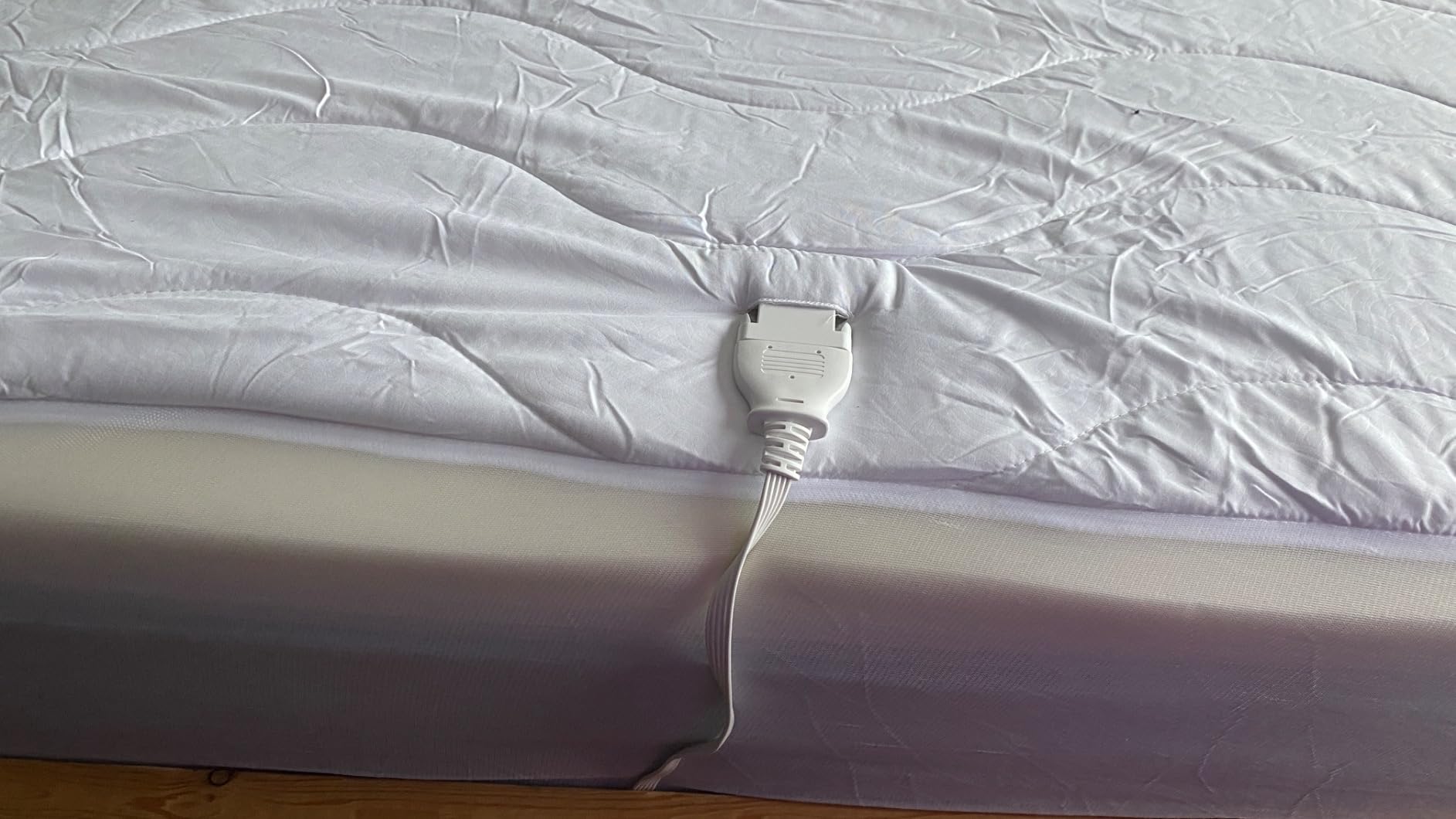 Bedsure Heated Mattress Pad Queen, Cozy Bed Warmer with Preheat & Memory | 12 Hour Auto Off, 10 Heat Settings, ETL&FCC, Dual Control, Fast Heating, Machine Washable, Deep Pocket, Premium Quilted 60x80 customer photo 1