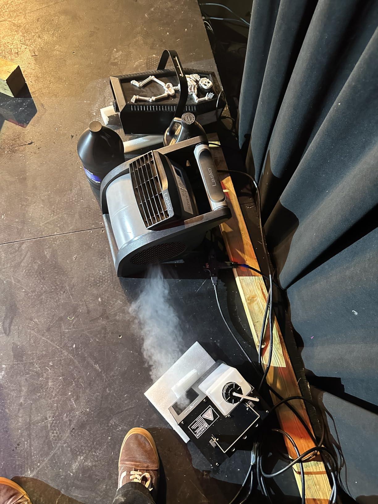 500W DMX Haze Machine, Wireless Remote Continuous Stage Hazer | Portable Hazer with 3 Control Modes, Quick Heating, Creates Atmosphere for Club, Party, Wedding & Stage Lighting Effects customer photo 1