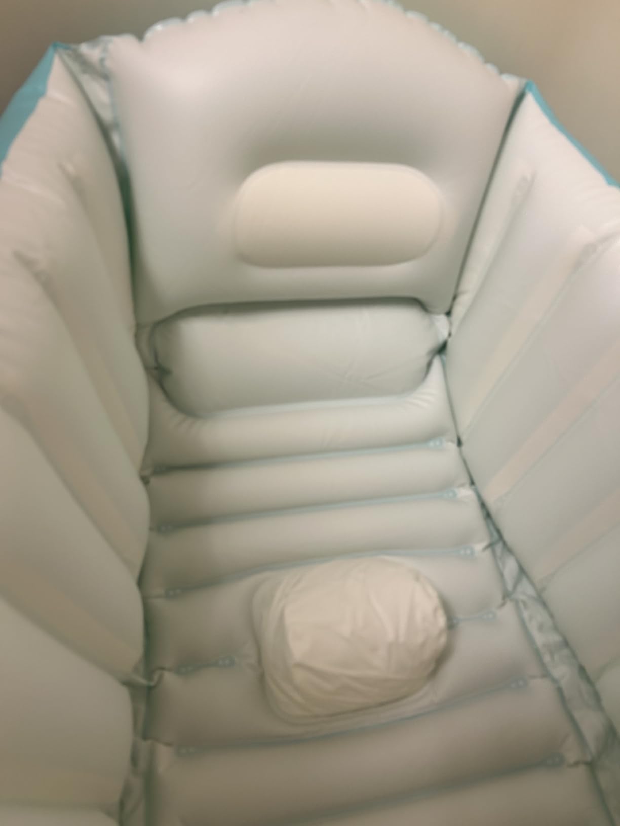PandaEar Inflatable Baby Bathtub, Portable Travel Bath Tub with Air Pump customer photo 1