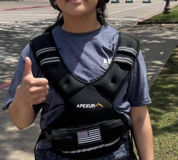 APEXUP Adjustable Weighted Vest, 4-10lb/12-18lb/20-32lb Vest with 6 Ironsand Weights and Large Pocket, Weight Vest for Men Women Strength Training, Running, Walking customer photo 2