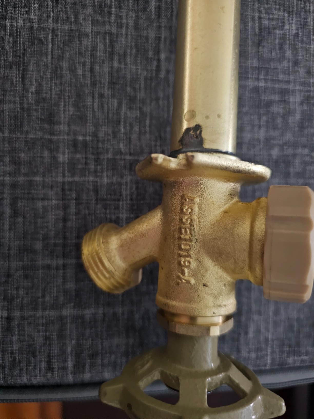 12 Inch Anti-Siphon Frost Free Sillcock Valve Multiturn 1/2 Inch NPT, 3/4 Inch Hose Bibb, Brass Body, Brass Valve 12 inch Length customer photo 2