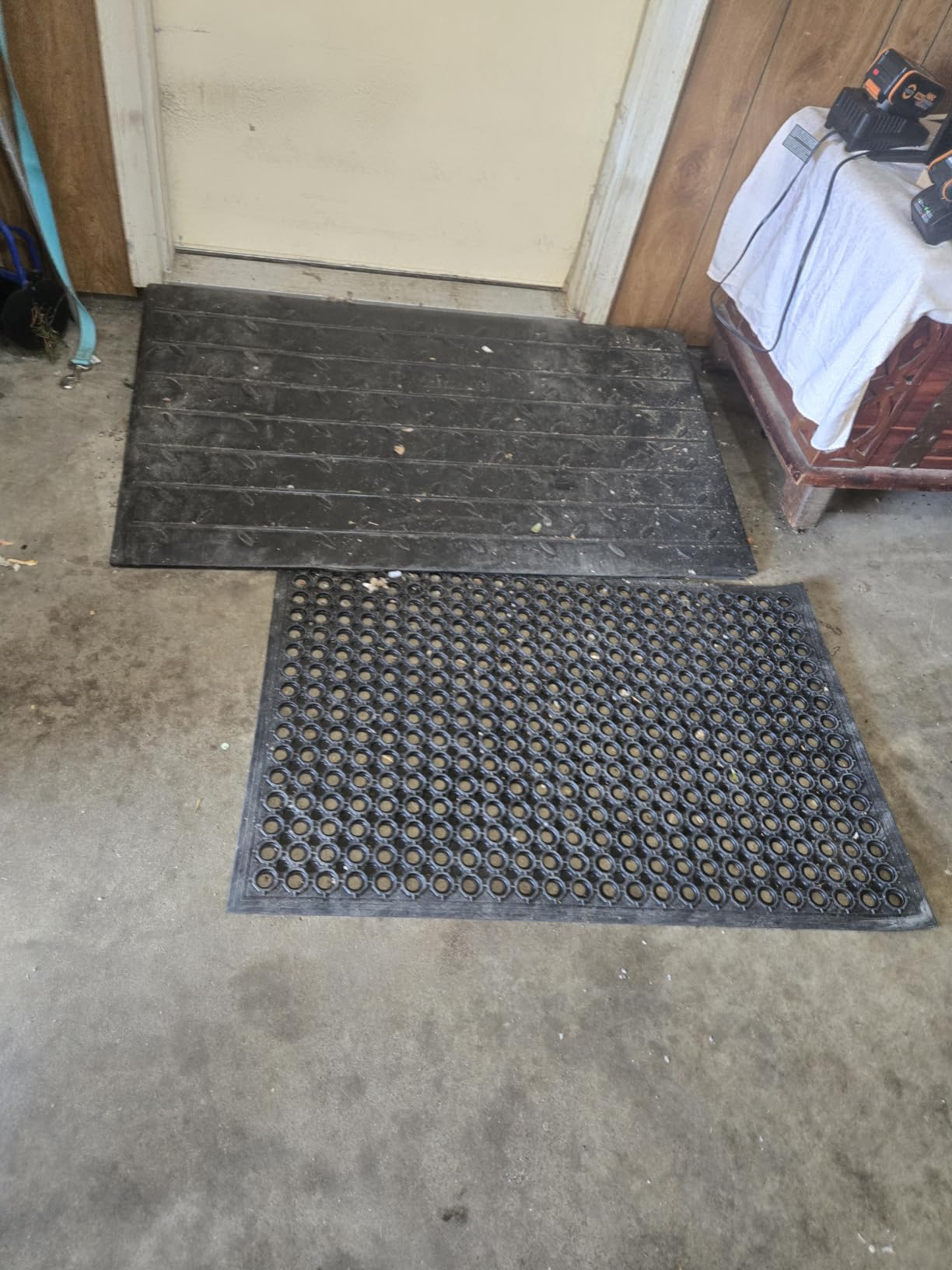 Ottomanson Heavy Duty Rubber Floor Mat – Non-Slip, Waterproof, Easy to Clean – Anti-Fatigue Mat for Commercial Kitchens, Restaurants, Workshops – Oil Resistant, Hose Washable – 36
