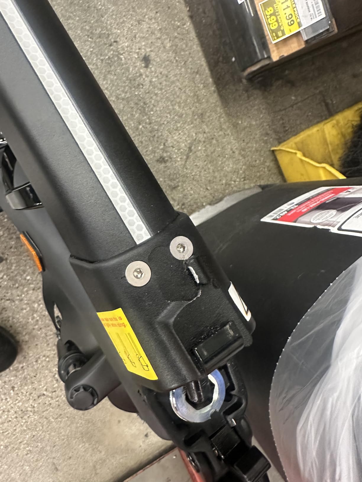 Hiboy X300 Electric Scooter for Adults, 23 MPH & 38 Miles Commuter Scooter customer photo 1