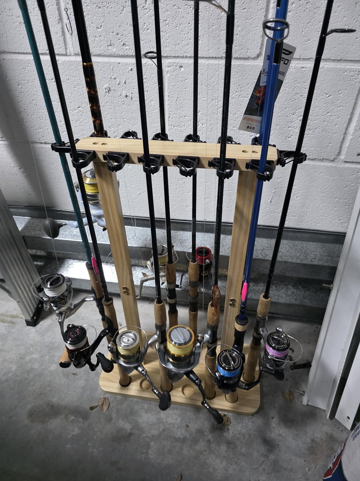 VEYWANE Fishing Rod Storage Racks, 100% Wood Floor Stand Fishing Pole Holders for Garage of 14 Rods or Combos customer photo 1