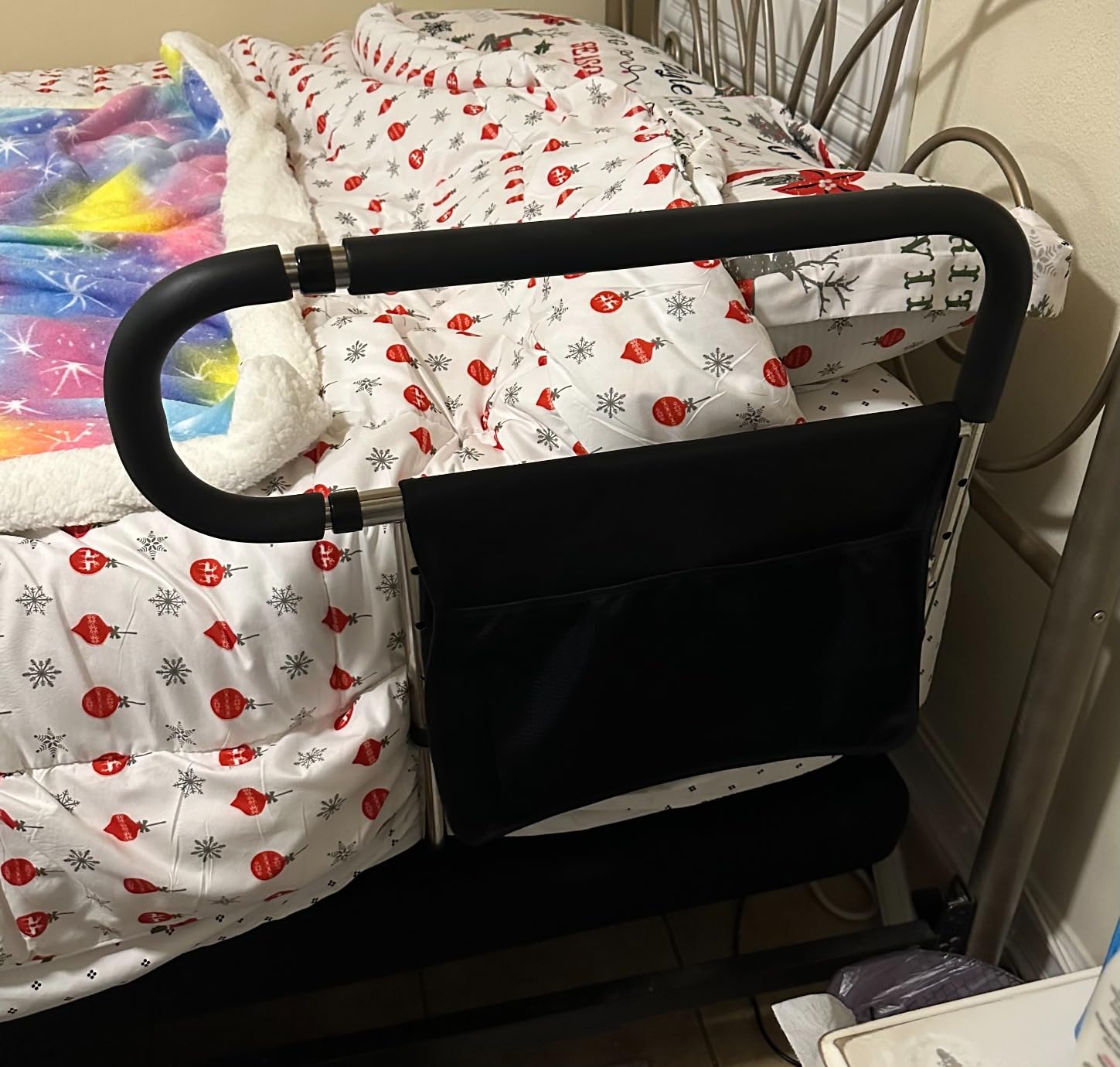 Bed Rails for Elderly Adults Safety, Stainless Steel Bed Assist Rail with Adjustable Side Railings for Seniors Bedside Fall Prevent Grab Bar with Storage Pocket, Fits King Queen Full Twin Bed customer photo 1