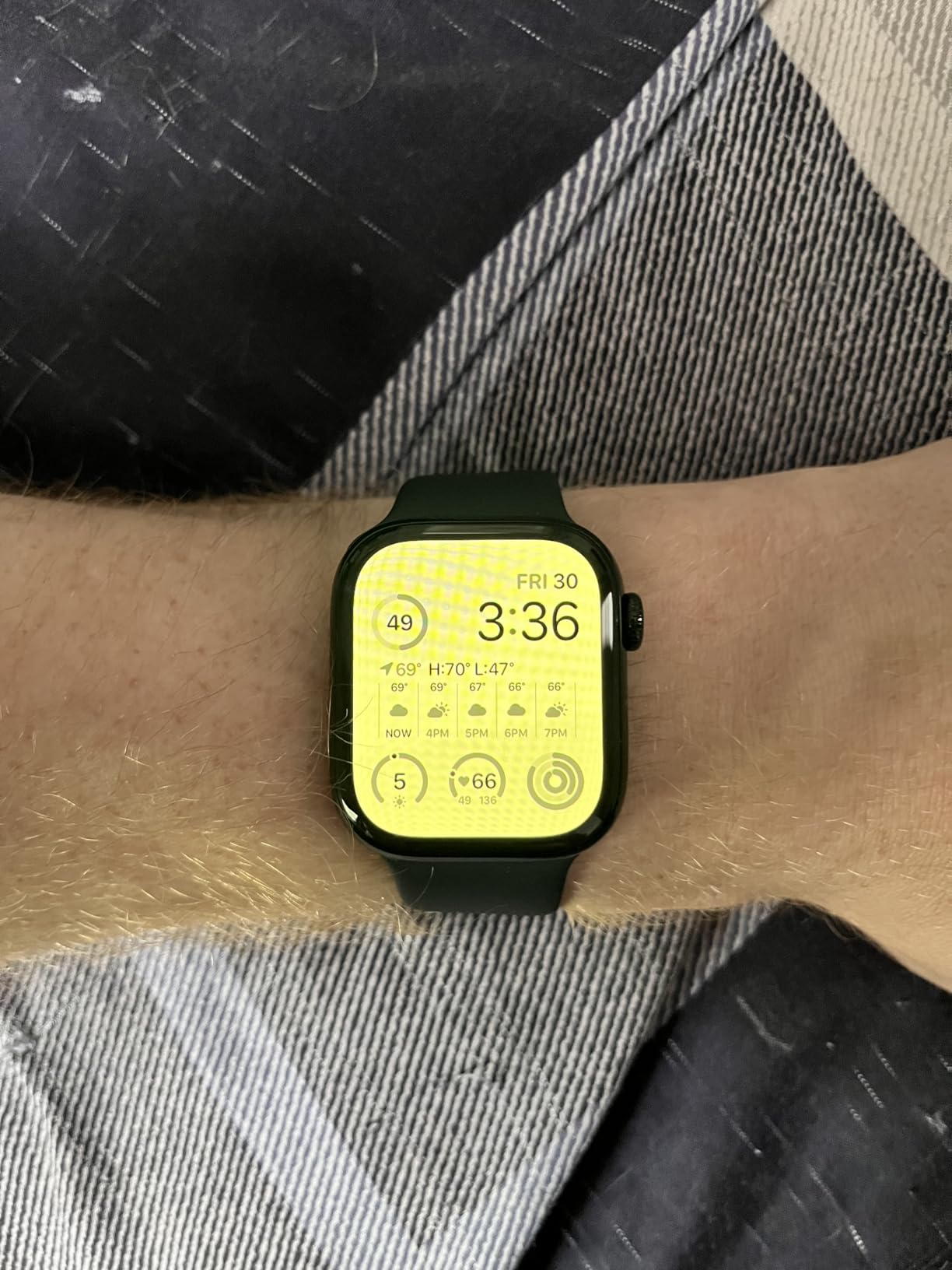 Apple Watch Series 10 [GPS 42mm case] Smartwatch with Jet Black Aluminum Case with Black Sport Band - S/M. Fitness Tracker, ECG App, Always-On Retina Display, Water Resistant customer photo 2