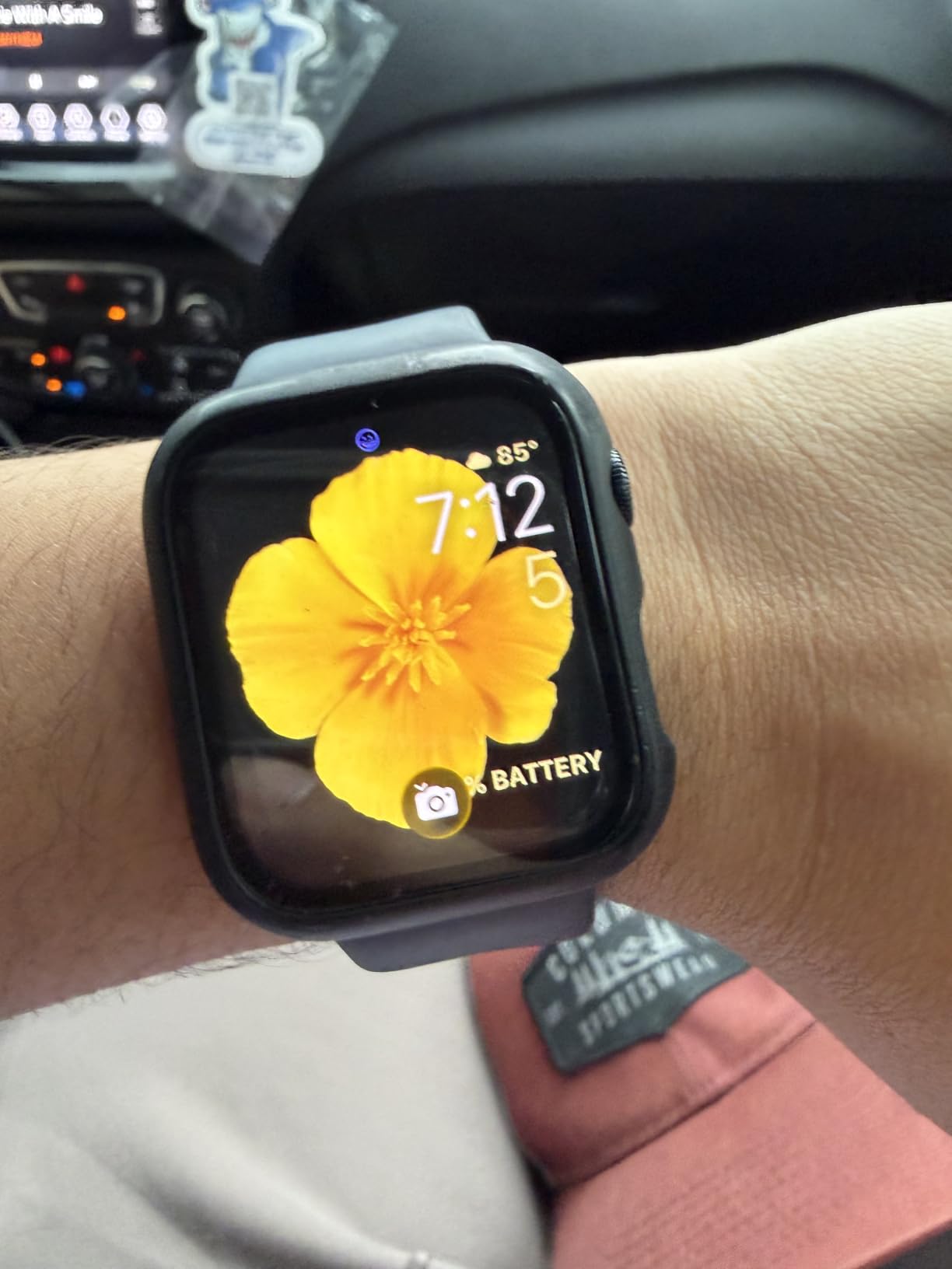 Apple Watch SE (2nd Gen) [GPS 40mm] Smartwatch with Midnight Aluminum Case with Midnight Sport Band customer photo 2