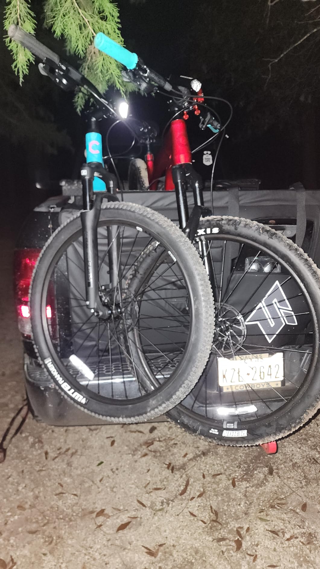 Tailgate Bike Pad V2 | High Roller | Full Size | Truck Bed Protector customer photo 1