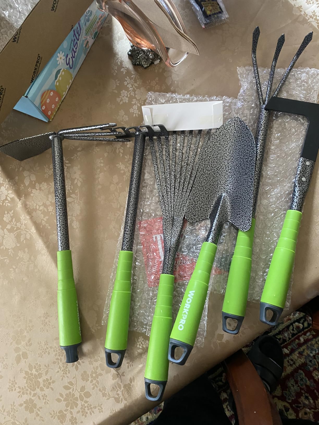 WORKPRO 6-Piece Garden Tool Set | Heavy Duty Gardening Hand Tools with Soft Rubber Handle, Including Trowel, Rakes, 2-in-1 Hoe and Crack Weeder customer photo 2