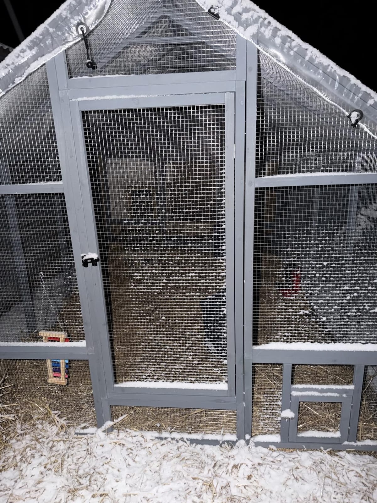 Chicken Coop for 10-12 Chickens, Large Wooden Chickens Run, Outdoor Walk in Poultry Cage Duck Runs for Yard with Cover & Chicken Vegetable Feeder, Chicken House for Outside Farm Backyard customer photo 1