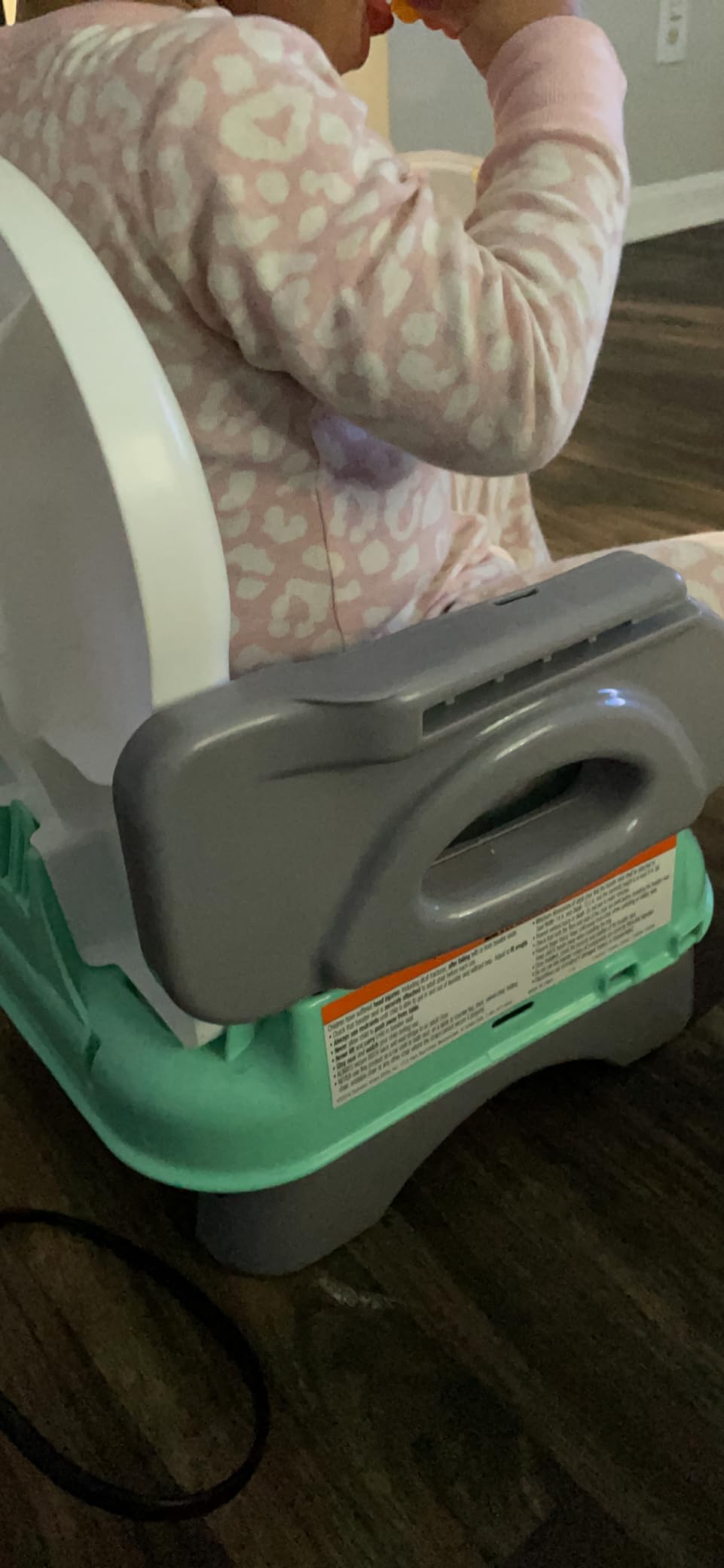 Ingenuity Deluxe Comfort Booster Seat for Kitchen Chair, Compact Fold, Portable, Lightweight, Toddler Booster Seat for Dining Table, from 6 Months to 3 Years – Teal customer photo 2