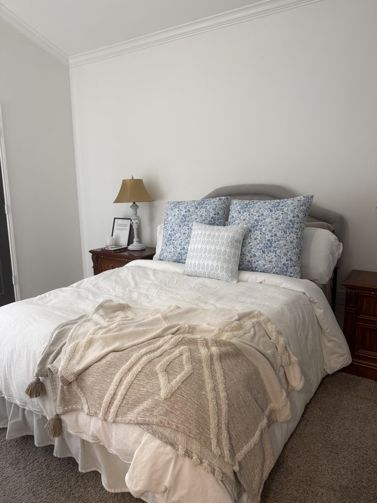 APSMILE Duvet Insert King, Fluffy Down Feather Fibers Comforter-All Season | 100% Organic Cotton Cover, Machine Washable, Oeko-Tex Certified Hypoallergenic, Luxury Hotel Bed Quilt, Medium Warmth Blanket, White customer photo 1