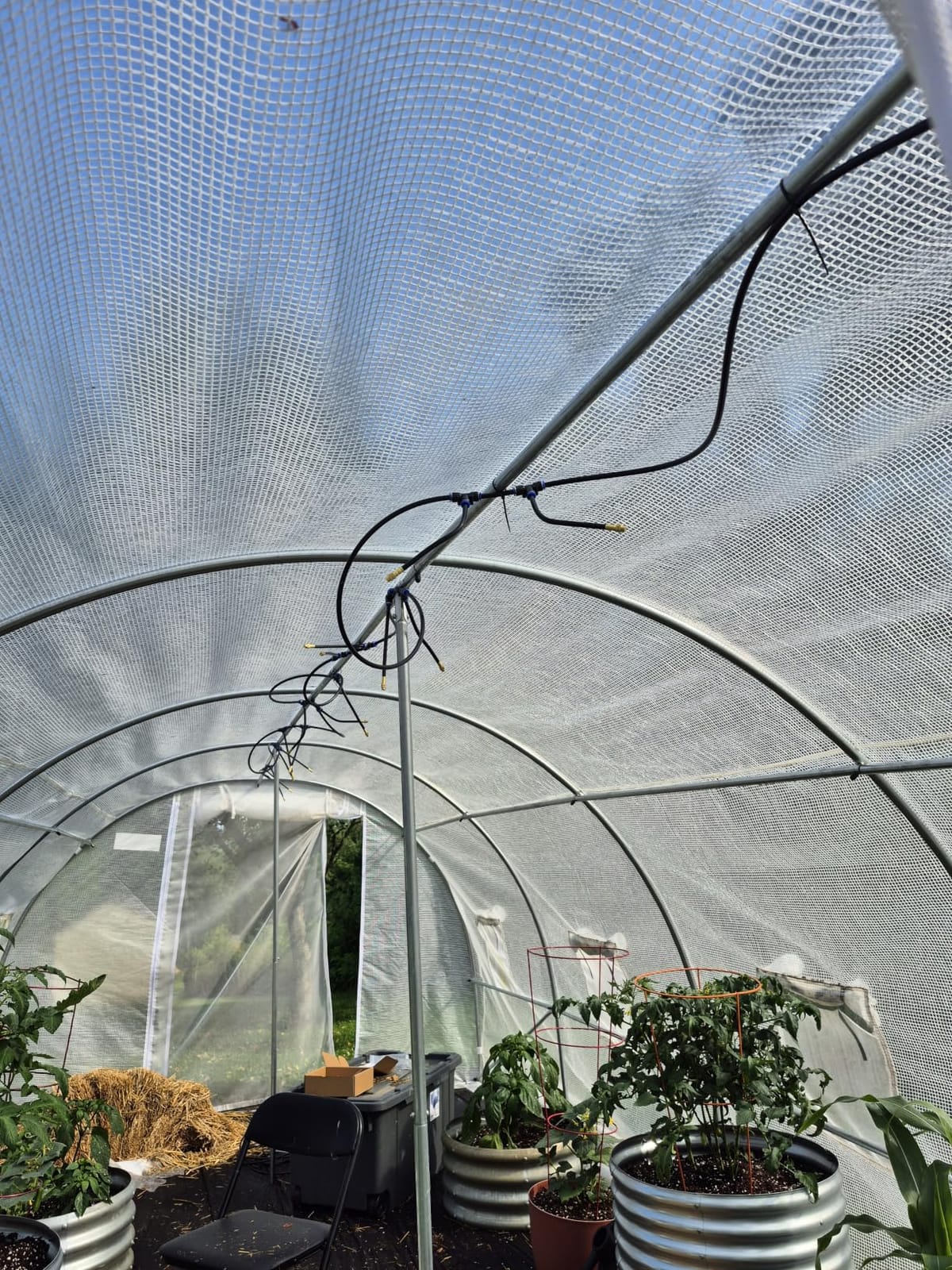 Thiswing 360° Adjustable Drip Irrigation System with 16 Nozzles customer photo 1