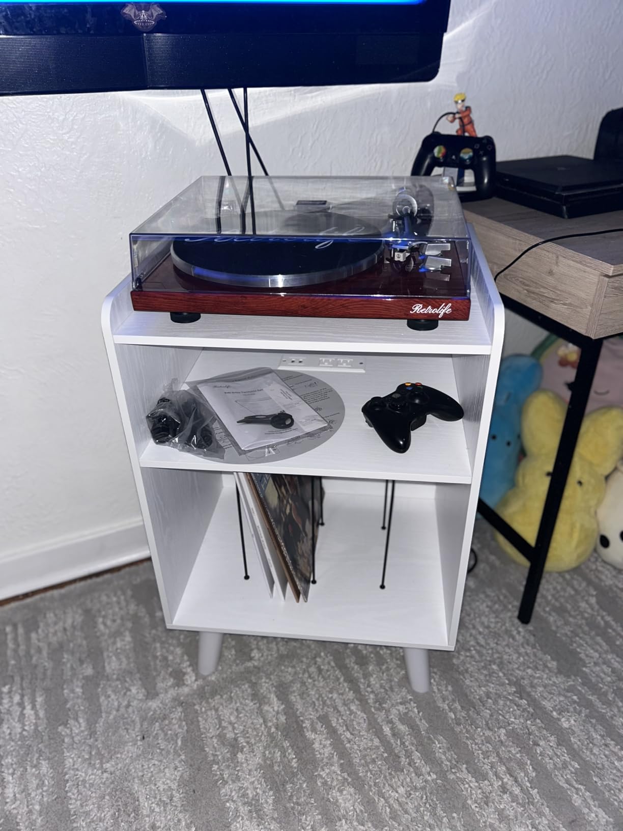 Record Player Stand, Turntable Stand with Record Storage and Charging Station & USB Ports, Record Player Table with Metal Divider, Record Stand Up to 160 Albums for Living Room, Bedroom Walnut customer photo 1