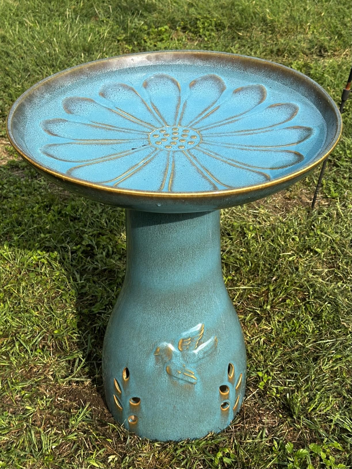 21.5in Ceramic Bird Bath for Outdoor Garden Heavy Duty, Blue | Lotus Pattern Basin With Bird Relief Base | Attracts Birds For Drinking And Bathing | Weather Resistant Finish | Blue customer photo 1