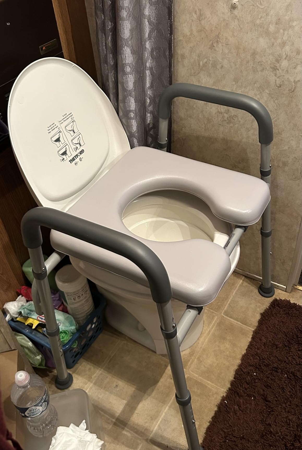 Toilet Seat Riser for Seniors, Adjustable Height & Width, 400lb customer photo 1