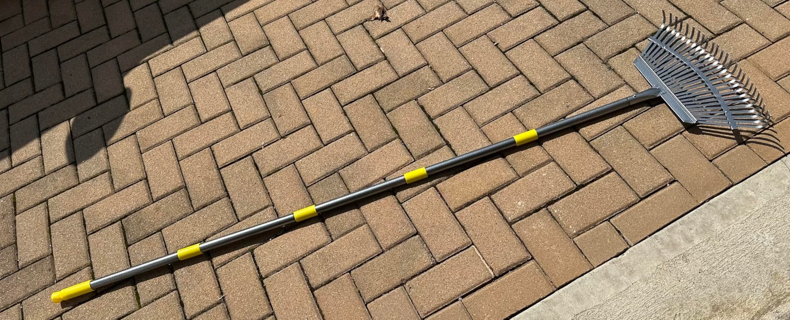 Rake for Leaves Set, Heavy-Duty Garden Rake for Lawns, 73-Inch Adjustable customer photo 1
