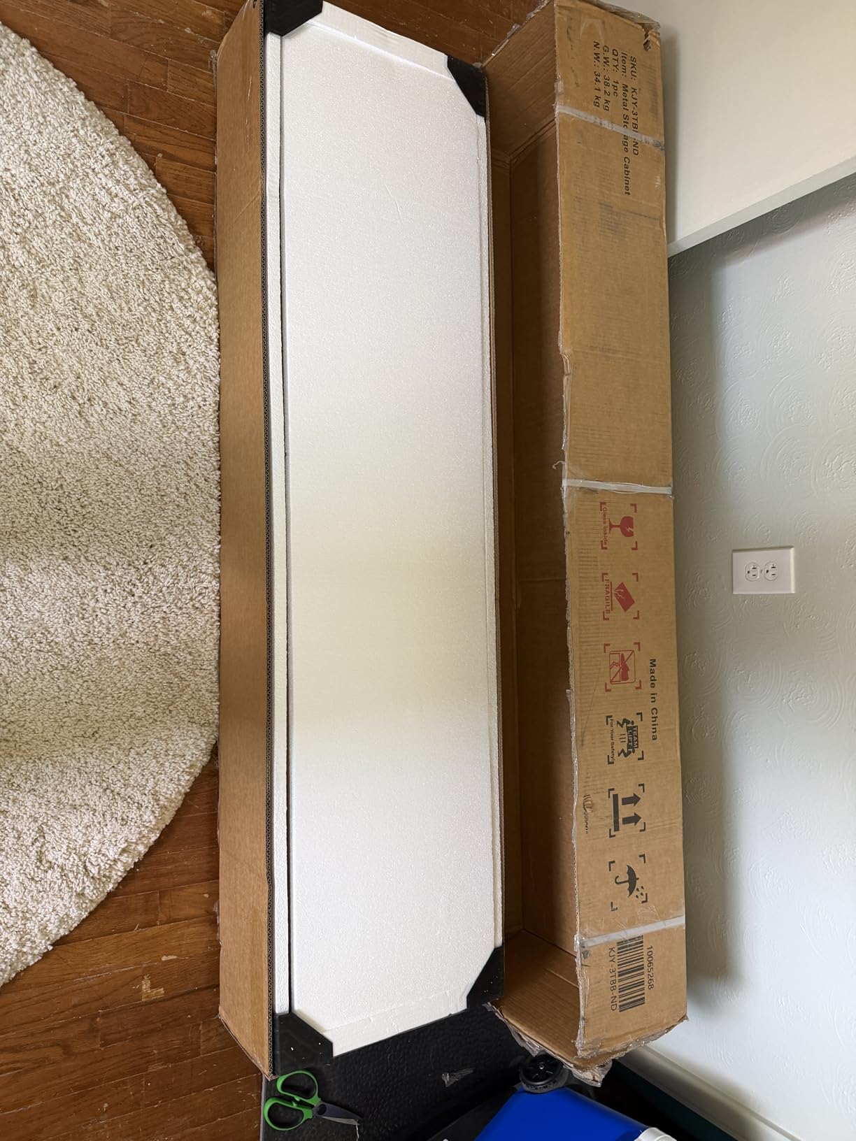 UNICOLY Glass Display Cabinet 4-Tier, Display Cabinet with Glass Doors customer photo 1