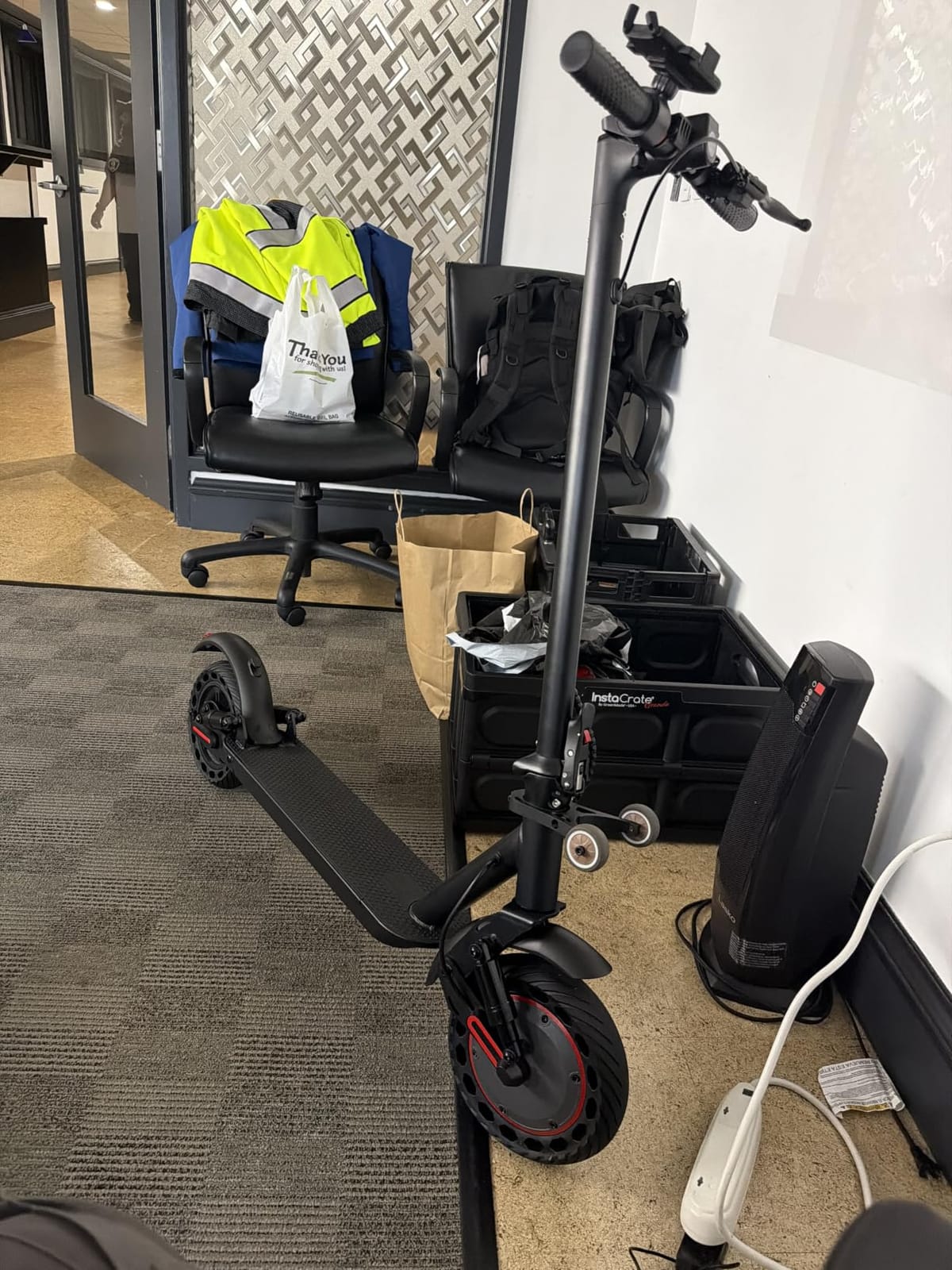 Electric Scooter, 21-35mi Long Range E Scooter for Adults, 8.5“/10”Tires customer photo 1