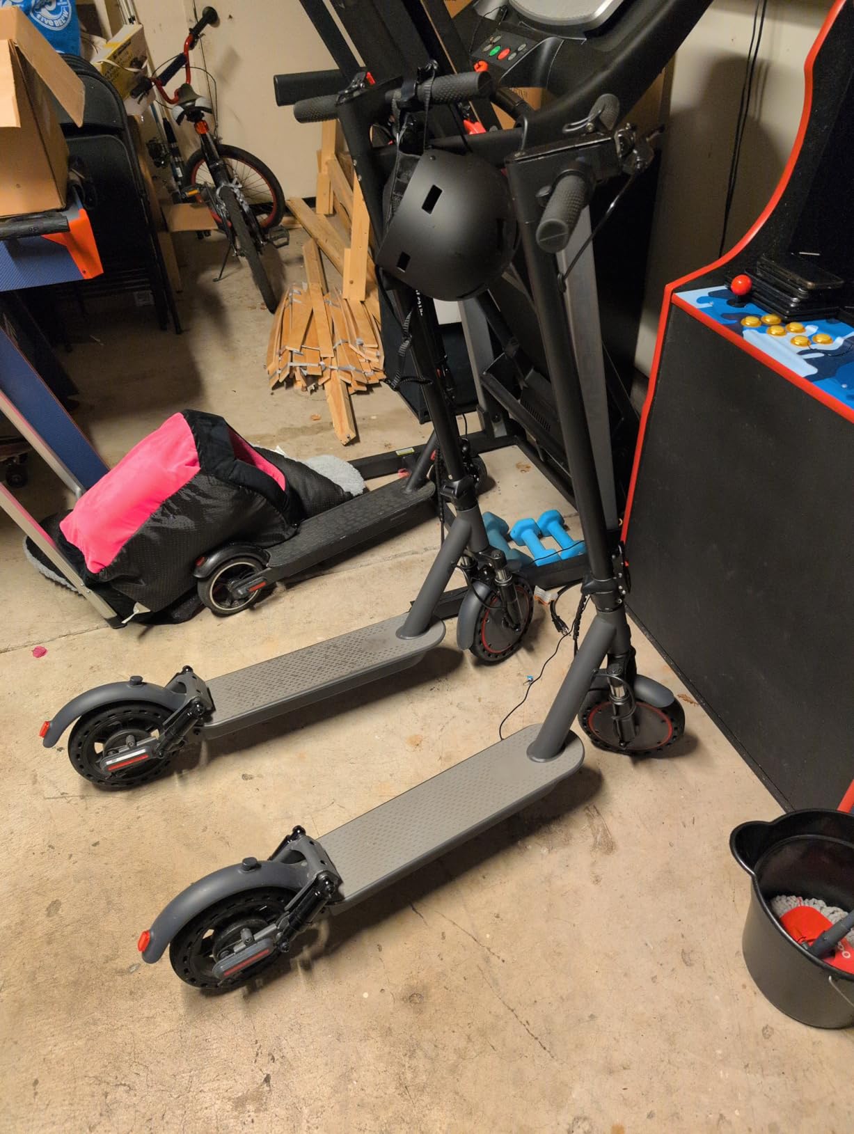 Electric Scooter, 21-35mi Long Range E Scooter for Adults, 8.5“/10”Tires customer photo 2